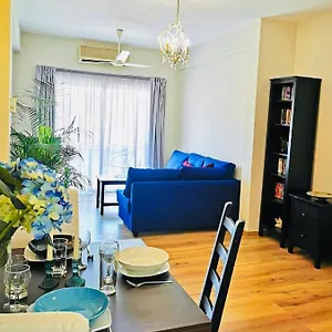 Kareem Flat Ларнака