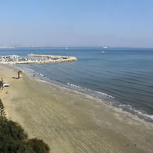 Stadem Studios Ларнака